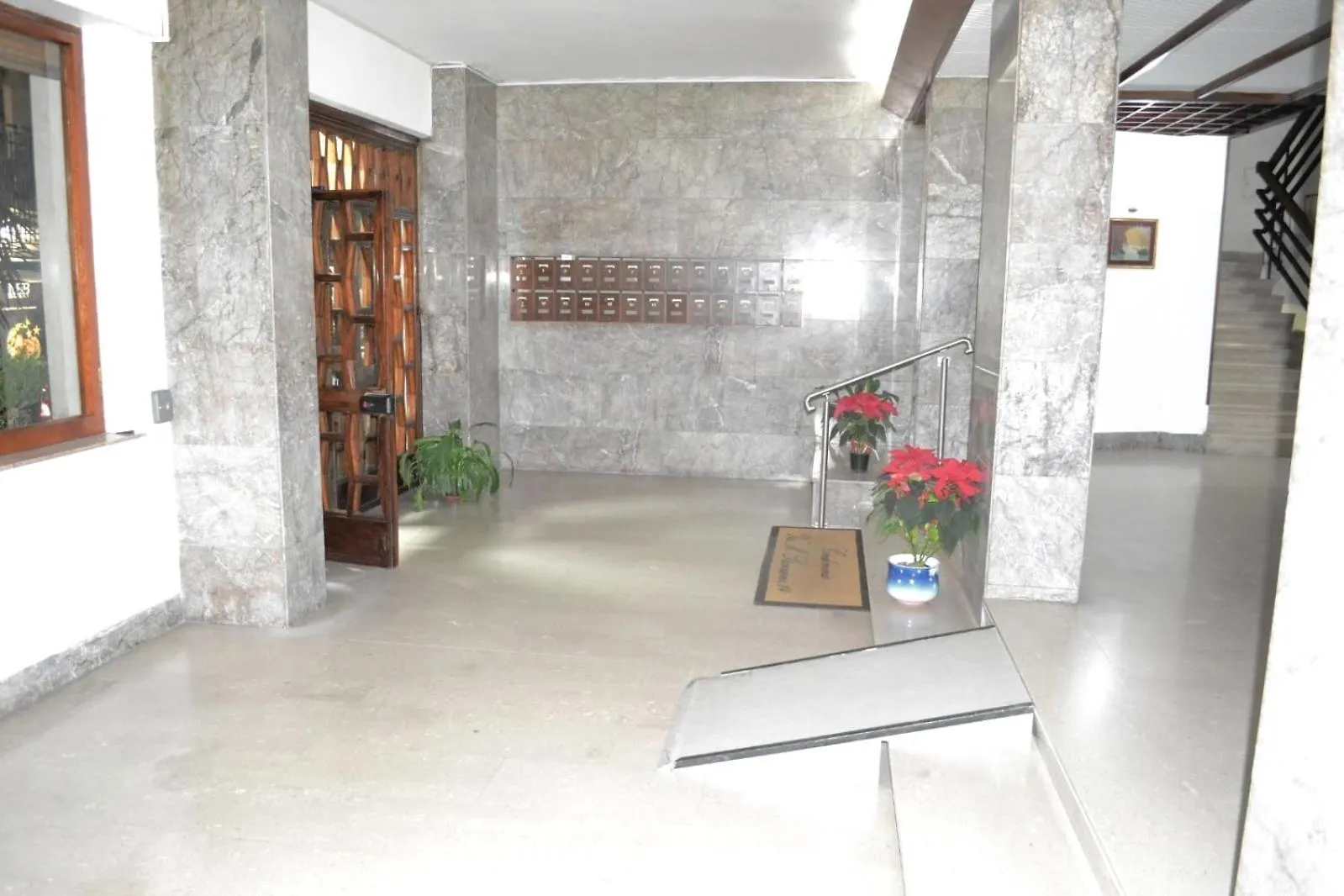 Holiday House Moni Naples 0*,  Italy