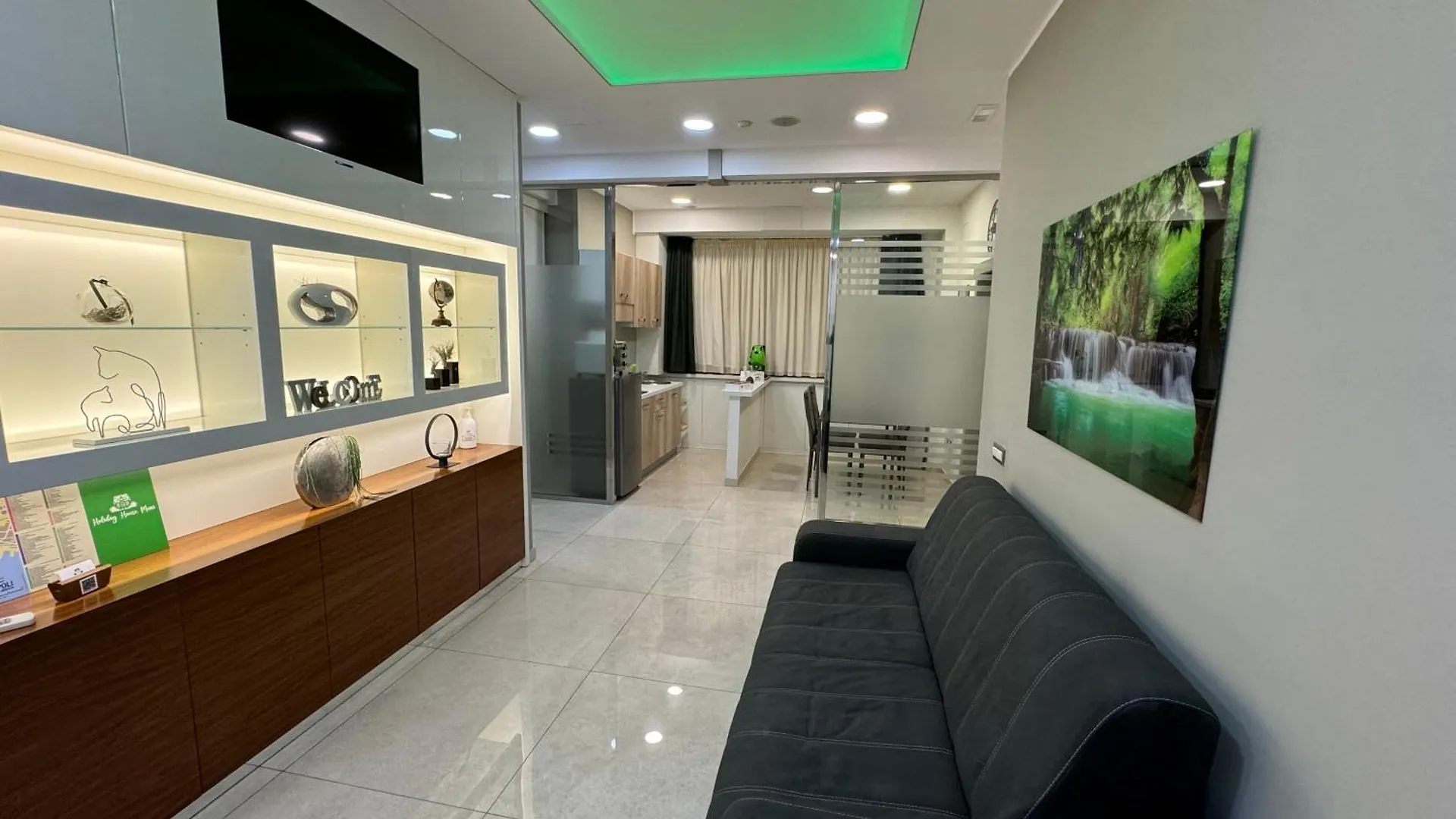 Apartment Holiday House Moni Naples