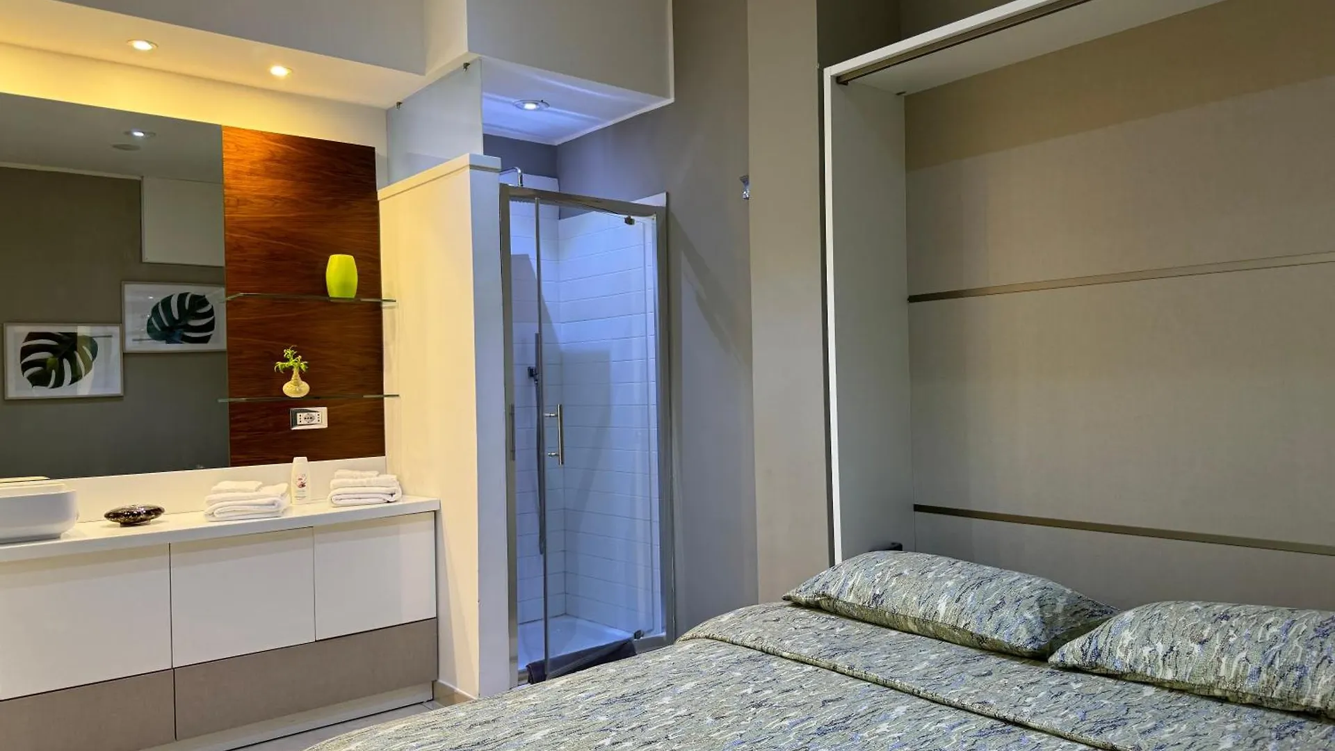 Apartment Holiday House Moni Naples