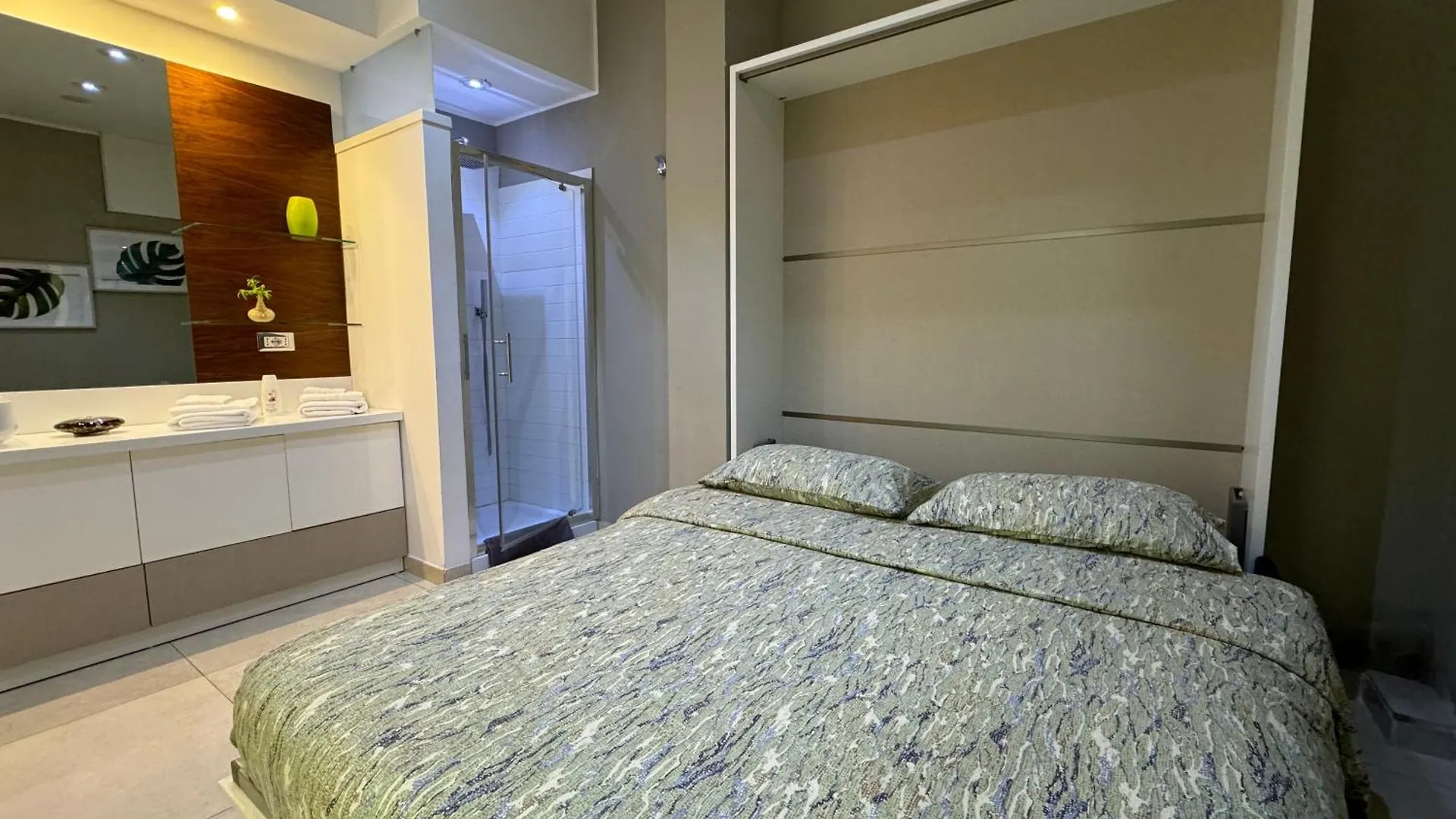 Apartment Holiday House Moni Naples